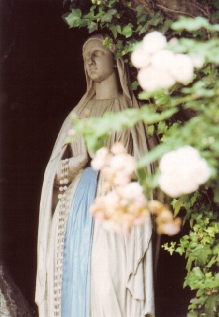 LOURDES